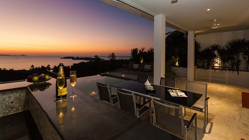 Villa Daizo Dining area