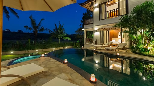 Villa Damai Canggu Swimming pool 2