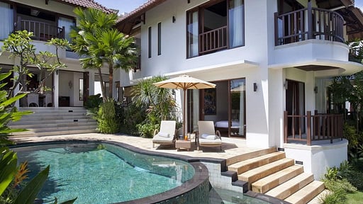 Villa Damai Canggu Swimming pool 1