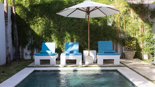 Villa Damai Lestari Swimming pool