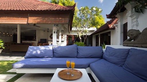Villa Damai Lestari Swimming pool