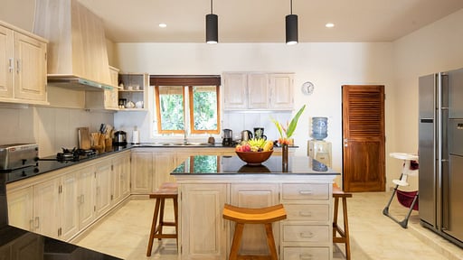Villa Damai Seririt Kitchen