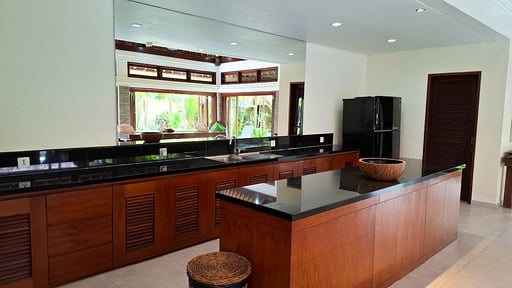 Villa Damai Kitchen