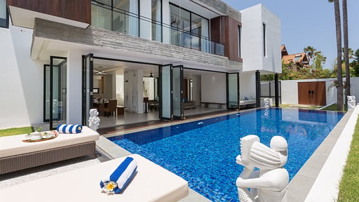 Villa Damar Swimming pool