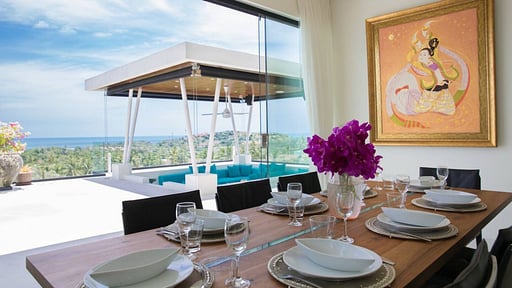 Villa Danisa Plaileam 8 Dining area