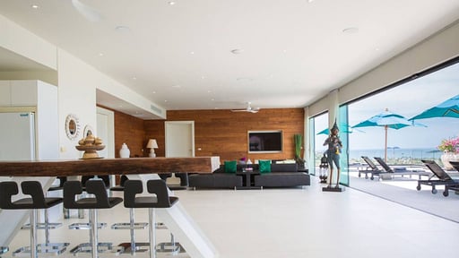 Villa Danisa Plaileam 8 Indoor bar