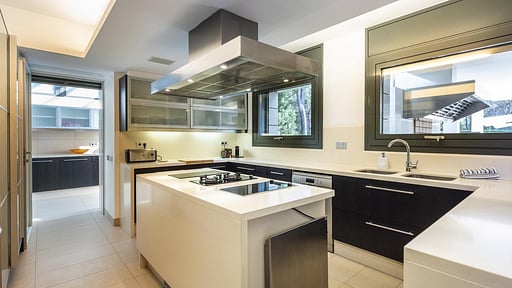 Villa Daruma Kitchen