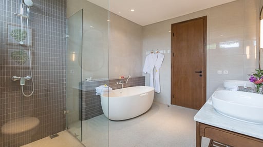 Villa Daun Tiga Bedroom 1