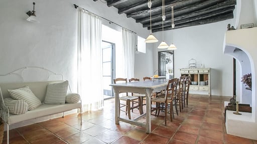 Villa de Golf Dining area