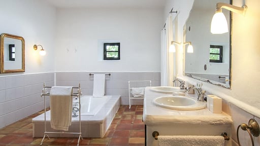 Villa de Golf Bedroom 1
