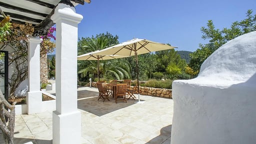 Villa de Golf Dining area
