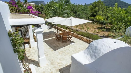 Villa de Golf Dining area