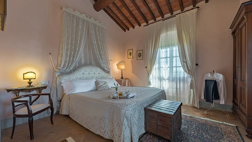 Villa de' Michelangioli Schlafzimmer 6