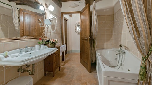 Villa de' Michelangioli Schlafzimmer 7