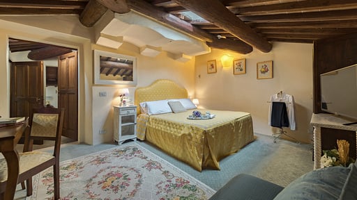 Villa de' Michelangioli Schlafzimmer 8