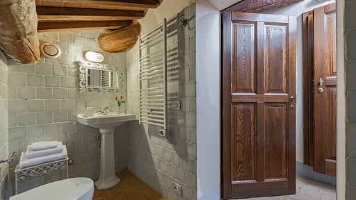 Villa de' Michelangioli Schlafzimmer 8