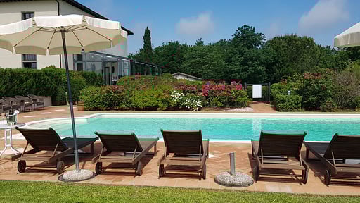 Villa de' Michelangioli Schwimmbad 2