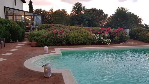 Villa de' Michelangioli Schwimmbad 2