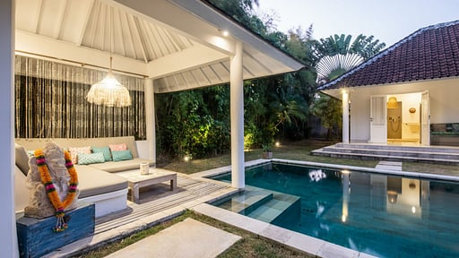 Villa Dedalu Piscina