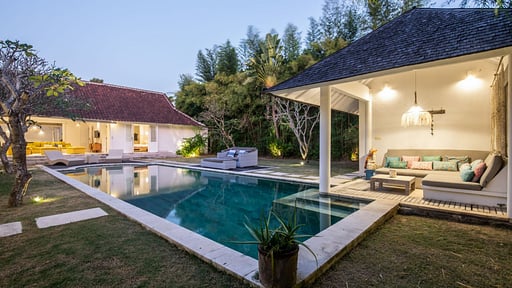 Villa Dedalu Piscina