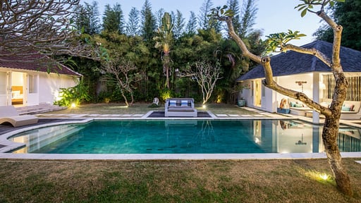 Villa Dedalu Piscina