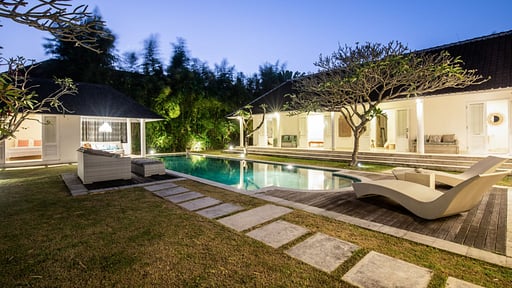 Villa Dedalu Piscina
