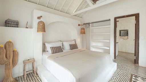 Villa Dedaun Bedroom 1