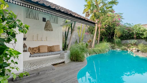 Villa Dedaun Swimming pool