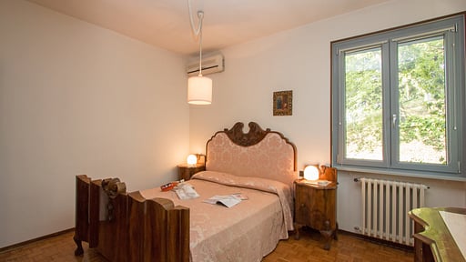 Villa dei Salici Schlafzimmer 1