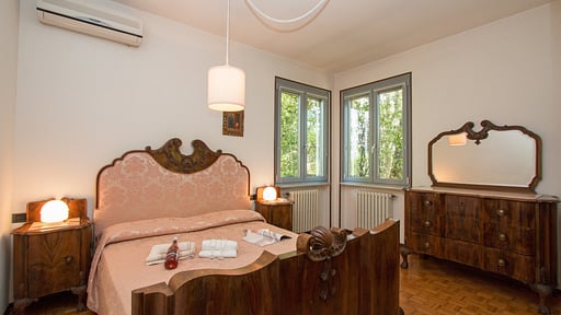 Villa dei Salici Schlafzimmer 1