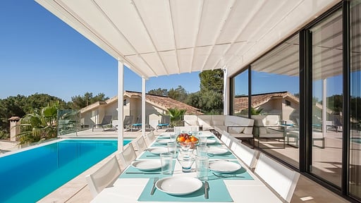 Villa Deluxe Hills Dining area