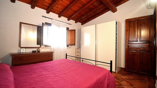 Villa Dependance Desirée Bedroom 1