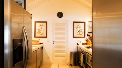 Villa Des Amis Kitchen