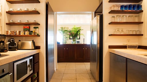 Villa Des Amis Kitchen