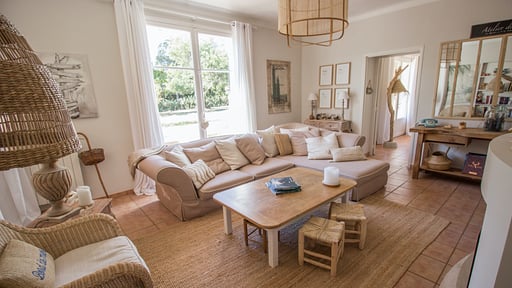 Villa des Pêchers Living room