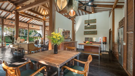 Villa Desa Roro Dua Dining area 2