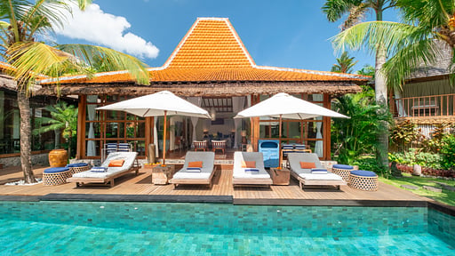 Villa Desa Roro Estate Swimming pool 1