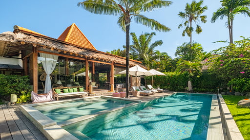 Villa Desa Roro Estate Swimming pool 2