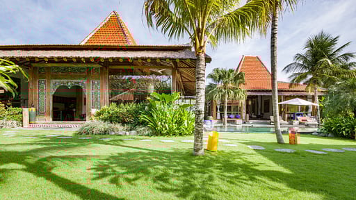 Image 2 of Villa Desa Roro Estate