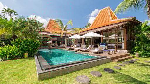 Image 3 of Villa Desa Roro