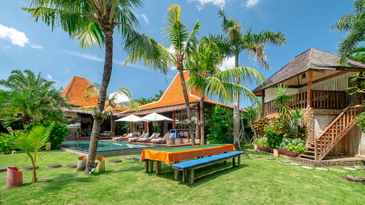 Villa Desa Roro Garden
