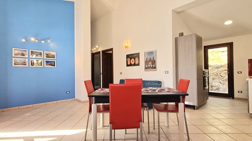 Villa Desdemona Dining area