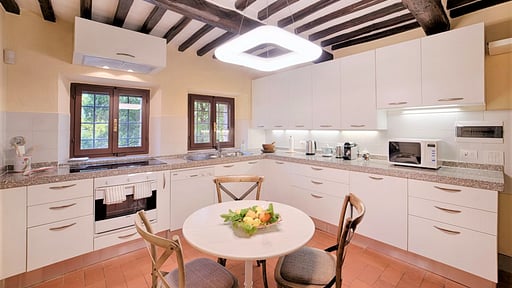 Villa Di Castellina Kitchen