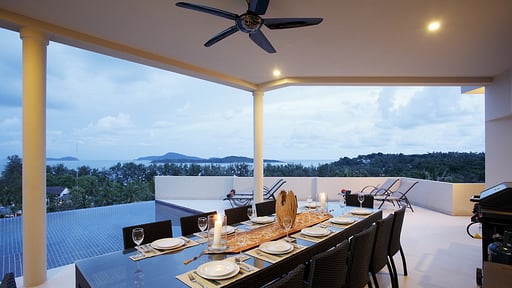 Villa Diamond View Dining area