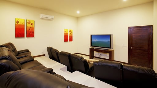 Villa Diamond View Media room