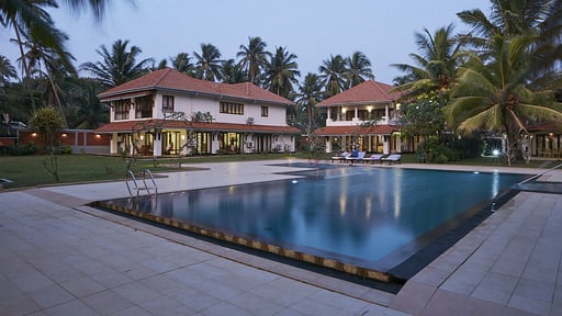 Villa Diansh Swimming pool