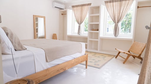 Diola Villa Dua Bedroom 1