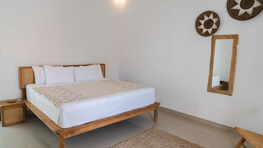 Diola Villa Tiga Bedroom 1