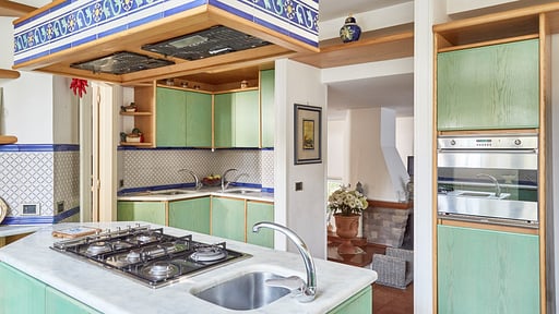 Villa Divina Kitchen 1