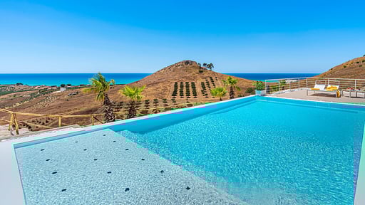 Villa Domizia Swimming pool